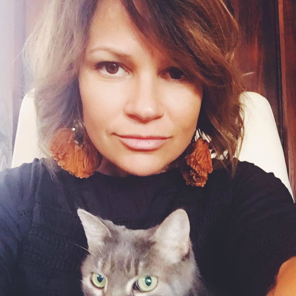 Meet your Posher, Maie